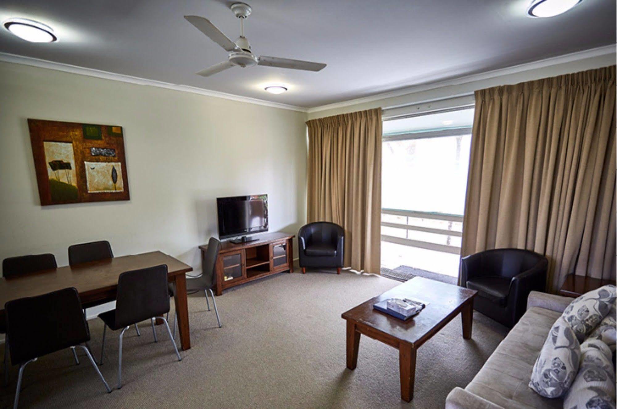 Sunshine Coast Anchorage Motor Inn מראה חיצוני תמונה